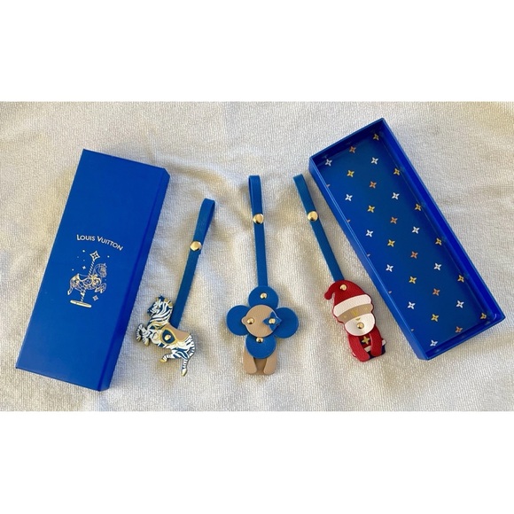 Louis Vuitton 2024 Christmas Holiday VIP Gift Charm Tags - Picture 3 of 7